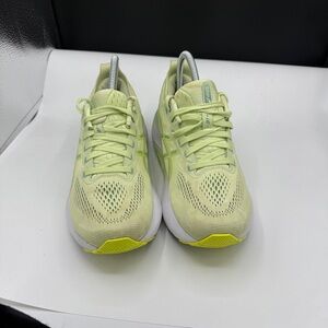 ASICS Gel-Kayano 31 Yellow Green Lace Up Running Athletic Sneakers